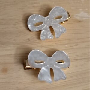Altar'd State White Pearlescent Ribbon Gold Hair Clip Accessories